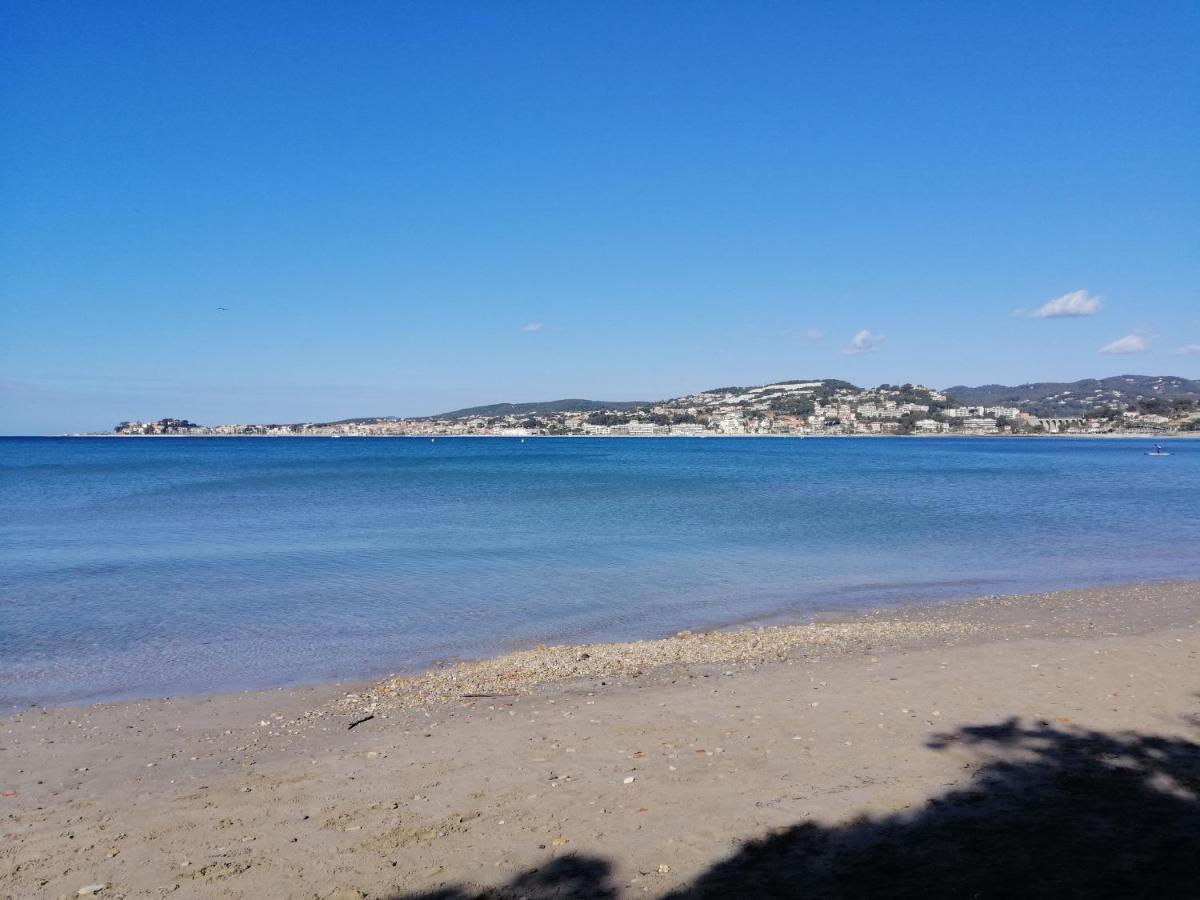 Sanary Les Gorguettes, Studio Avec Terrasse Vue Mer, A 10 Min A Pieds De La Plage エクステリア 写真