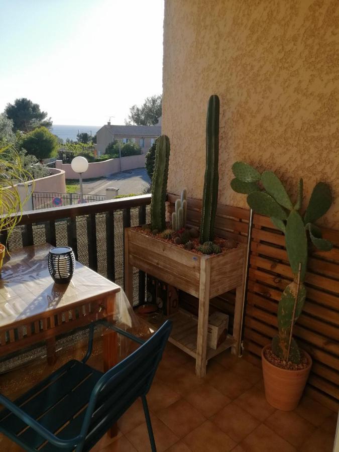 Sanary Les Gorguettes, Studio Avec Terrasse Vue Mer, A 10 Min A Pieds De La Plage エクステリア 写真