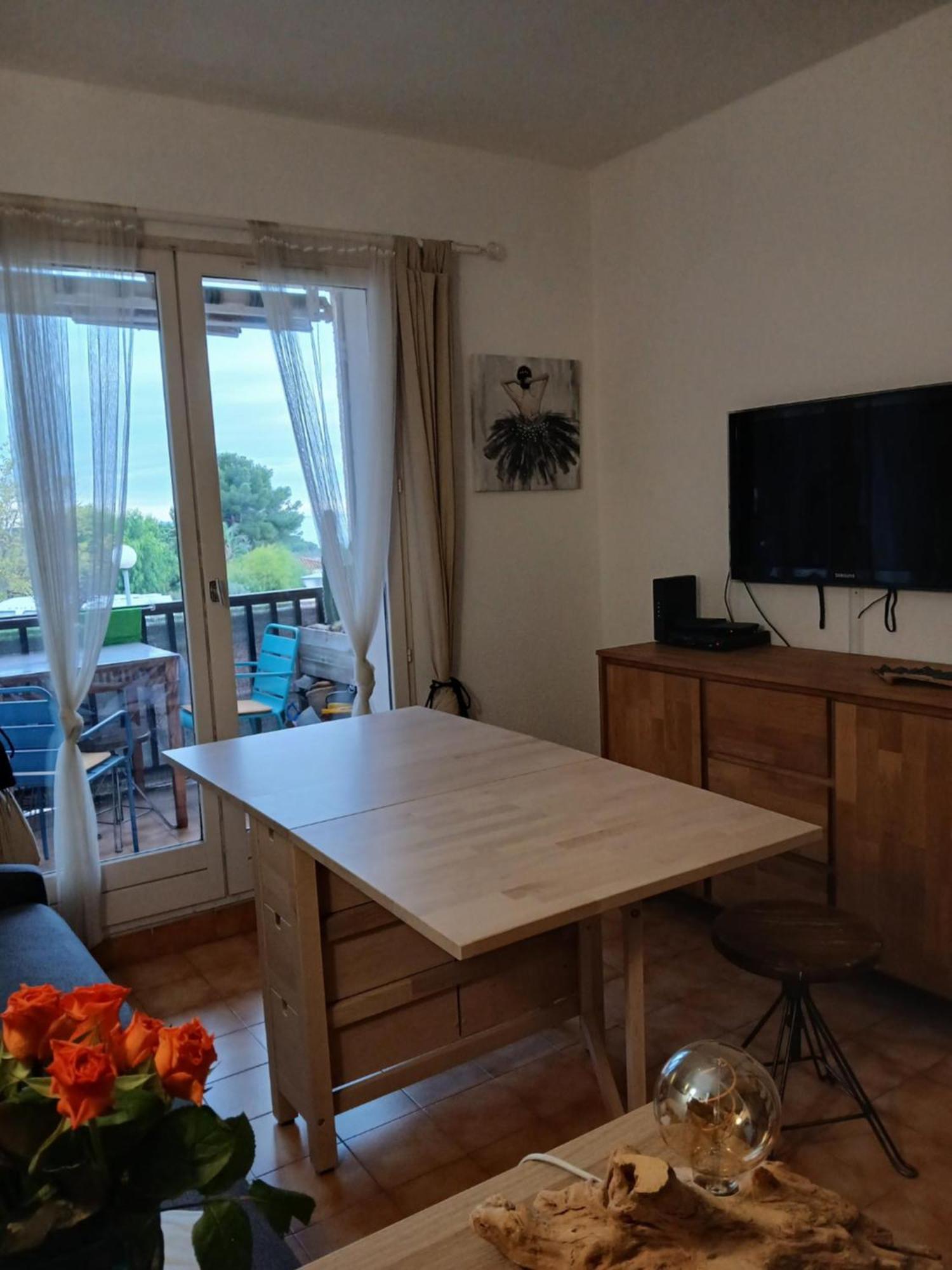Sanary Les Gorguettes, Studio Avec Terrasse Vue Mer, A 10 Min A Pieds De La Plage エクステリア 写真